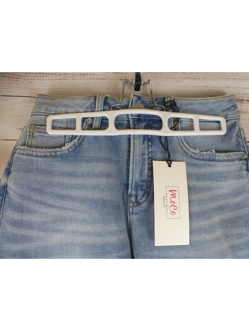MoCo Boutique Women's Size 5/27 Tummy Control Straight Leg Jeans Light NWT G4A
